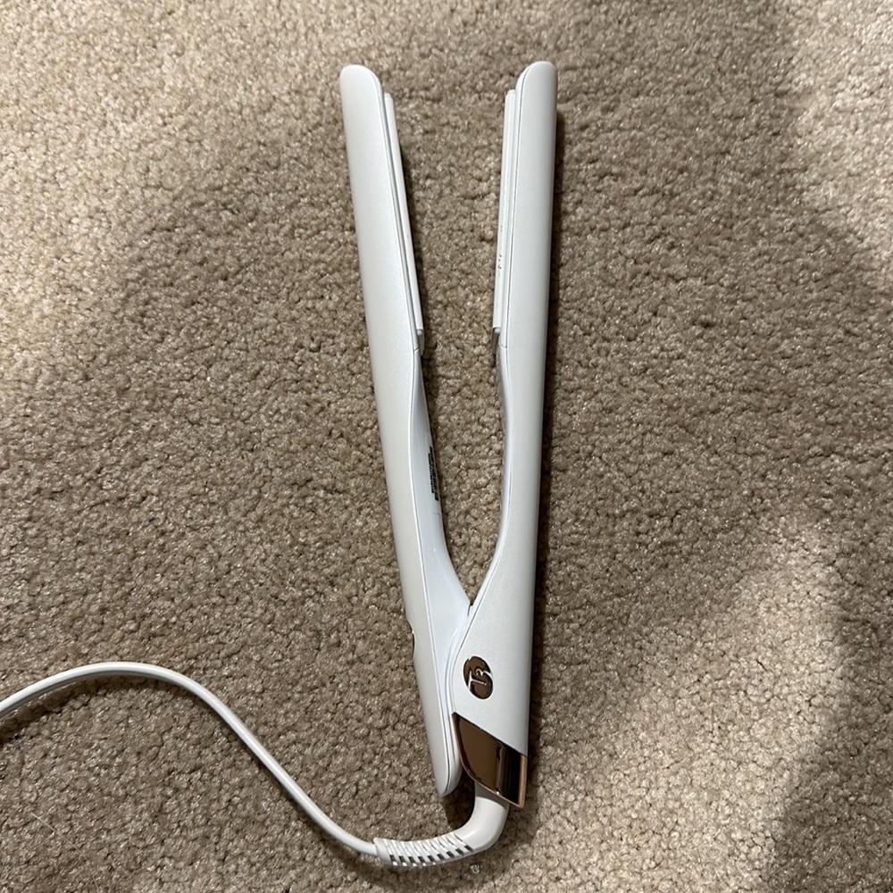 Lucea T3 flat iron